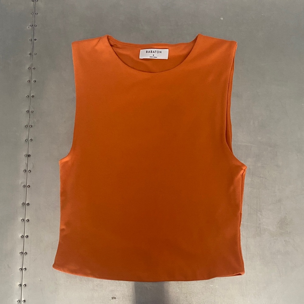 Babaton Contour Tank Size S